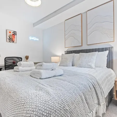 2br Centre Flat - Juliette Balcony - Sleeps 6 Apartamento *