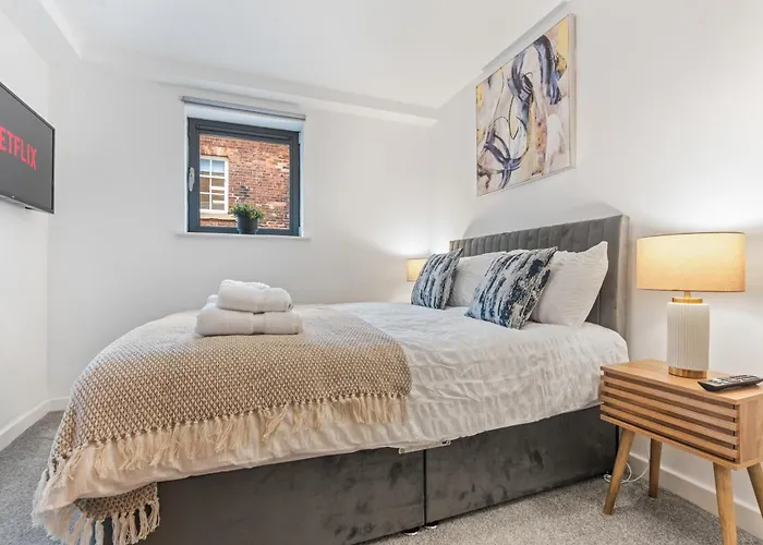 2br Centre Flat - Juliette Balcony - Sleeps 6 Appartement Leeds (West Yorkshire)