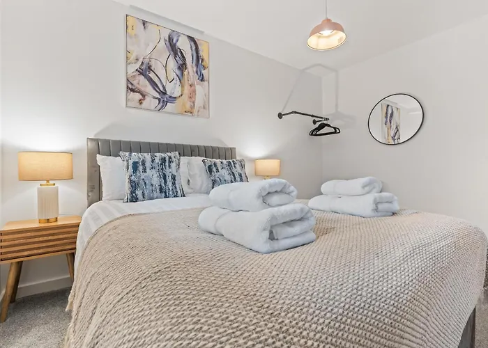 2br Centre Flat - Juliette Balcony - Sleeps 6 * Leeds (West Yorkshire)