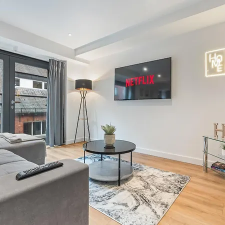 2br Centre Flat - Juliette Balcony - Sleeps 6 *