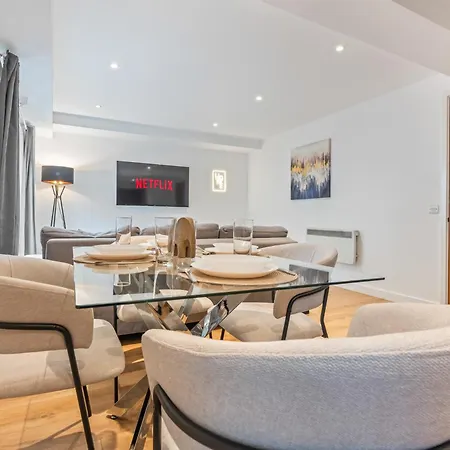 아파트 2br Centre Flat - Juliette Balcony - Sleeps 6