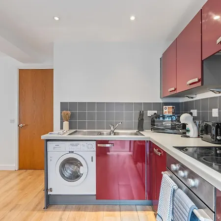 2br Centre Flat - Juliette Balcony - Sleeps 6 리즈