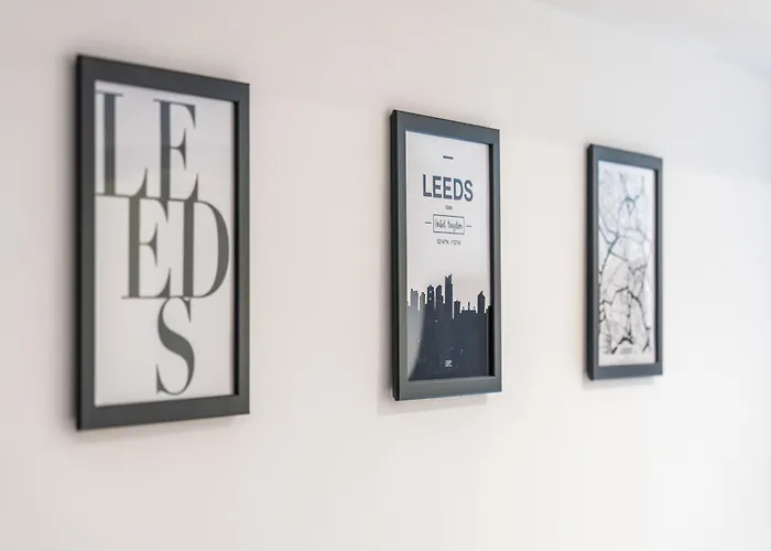 2br Centre Flat - Juliette Balcony - Sleeps 6 Апартаменти