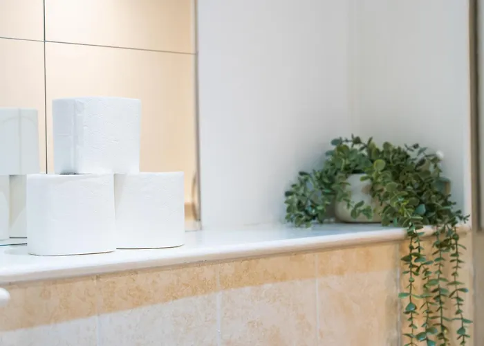 2br Centre Flat - Juliette Balcony - Sleeps 6 Лідс