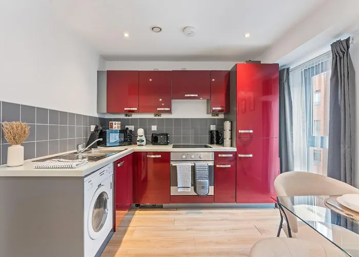 Апартаменти 2br Centre Flat - Juliette Balcony - Sleeps 6 *